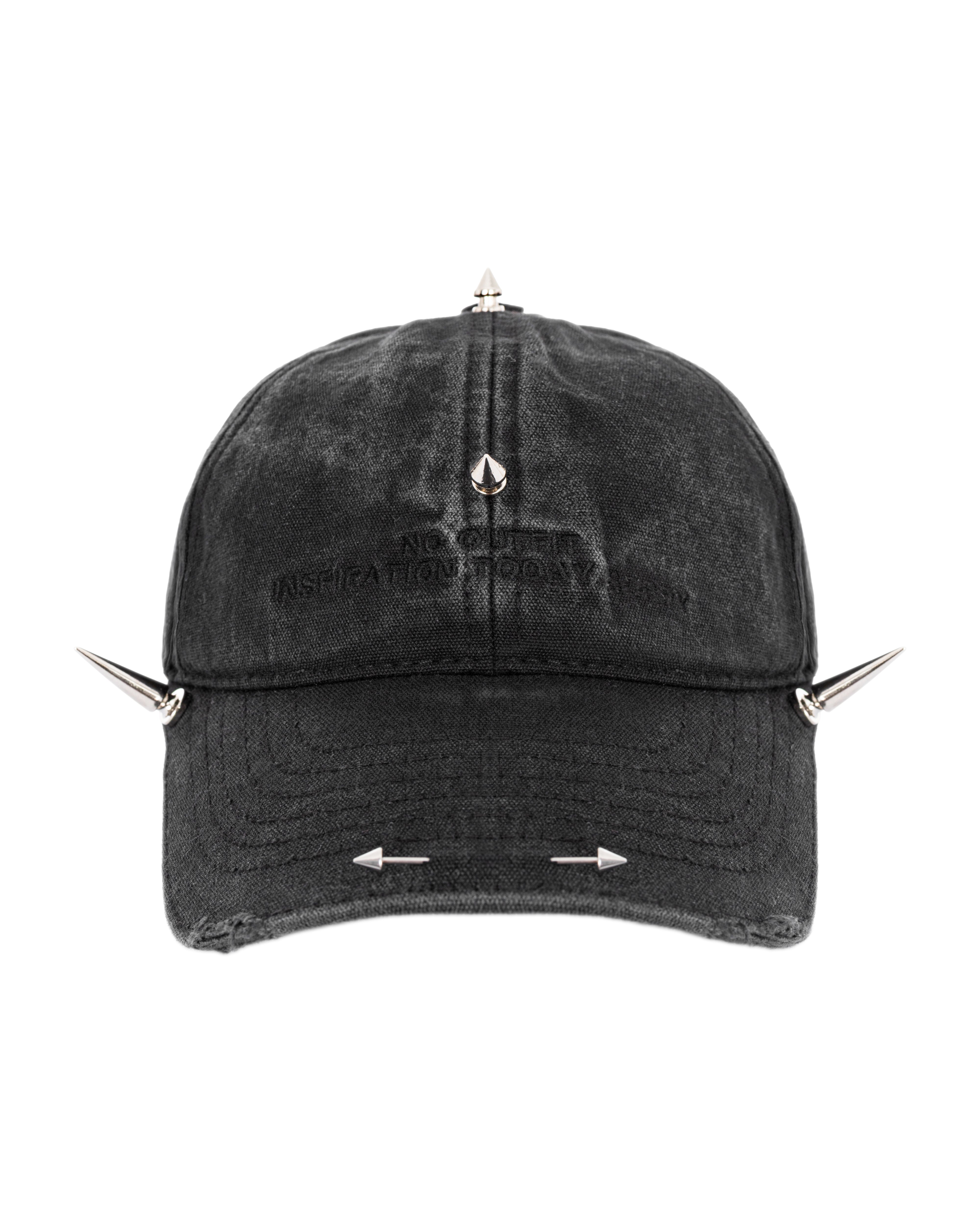 CAP WITH SPIKES
