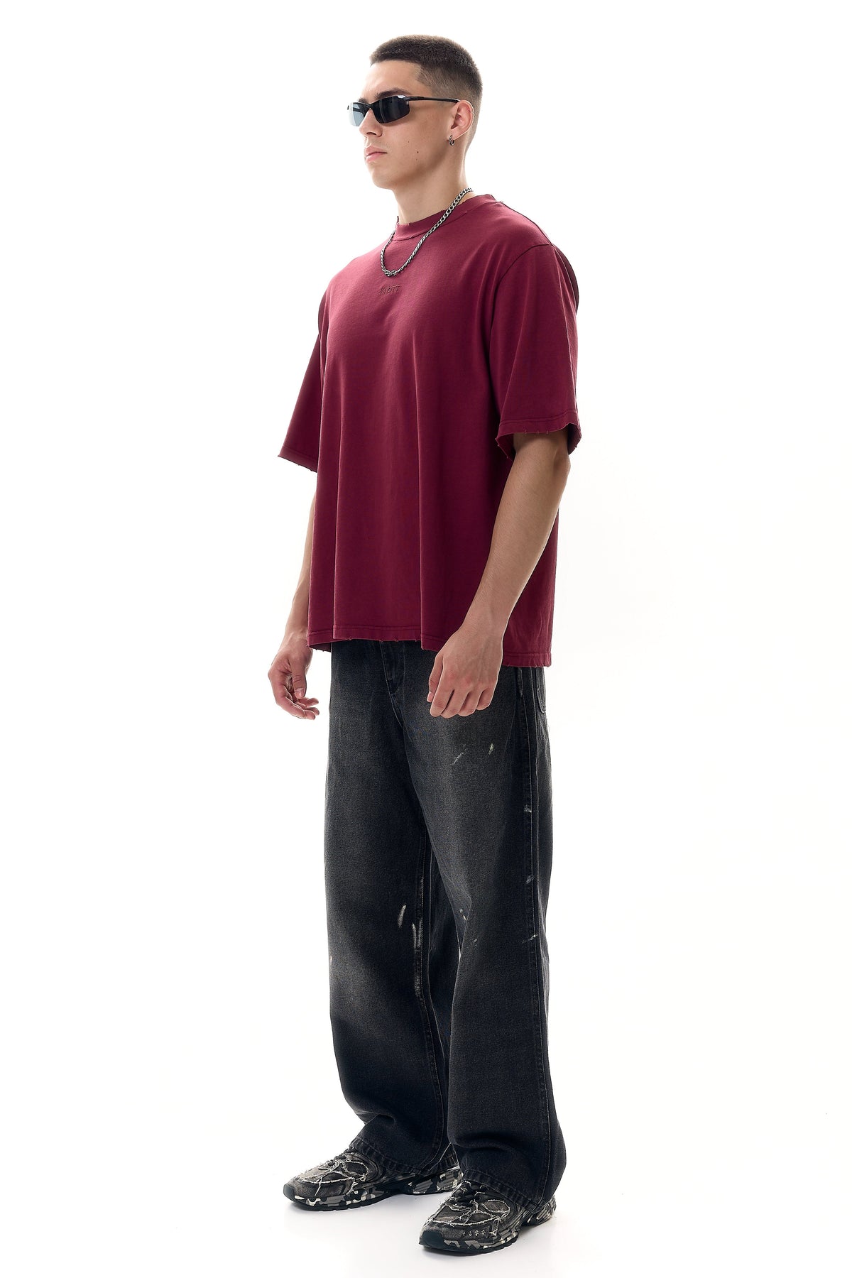 Oversized T-Shirt with KLOTT Embroidery