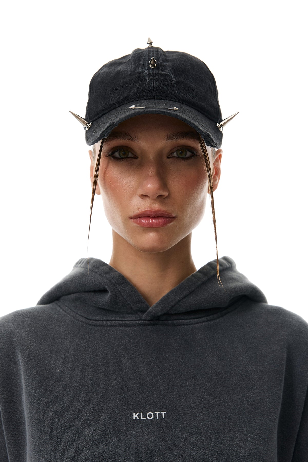 CAP WITH SPIKES
