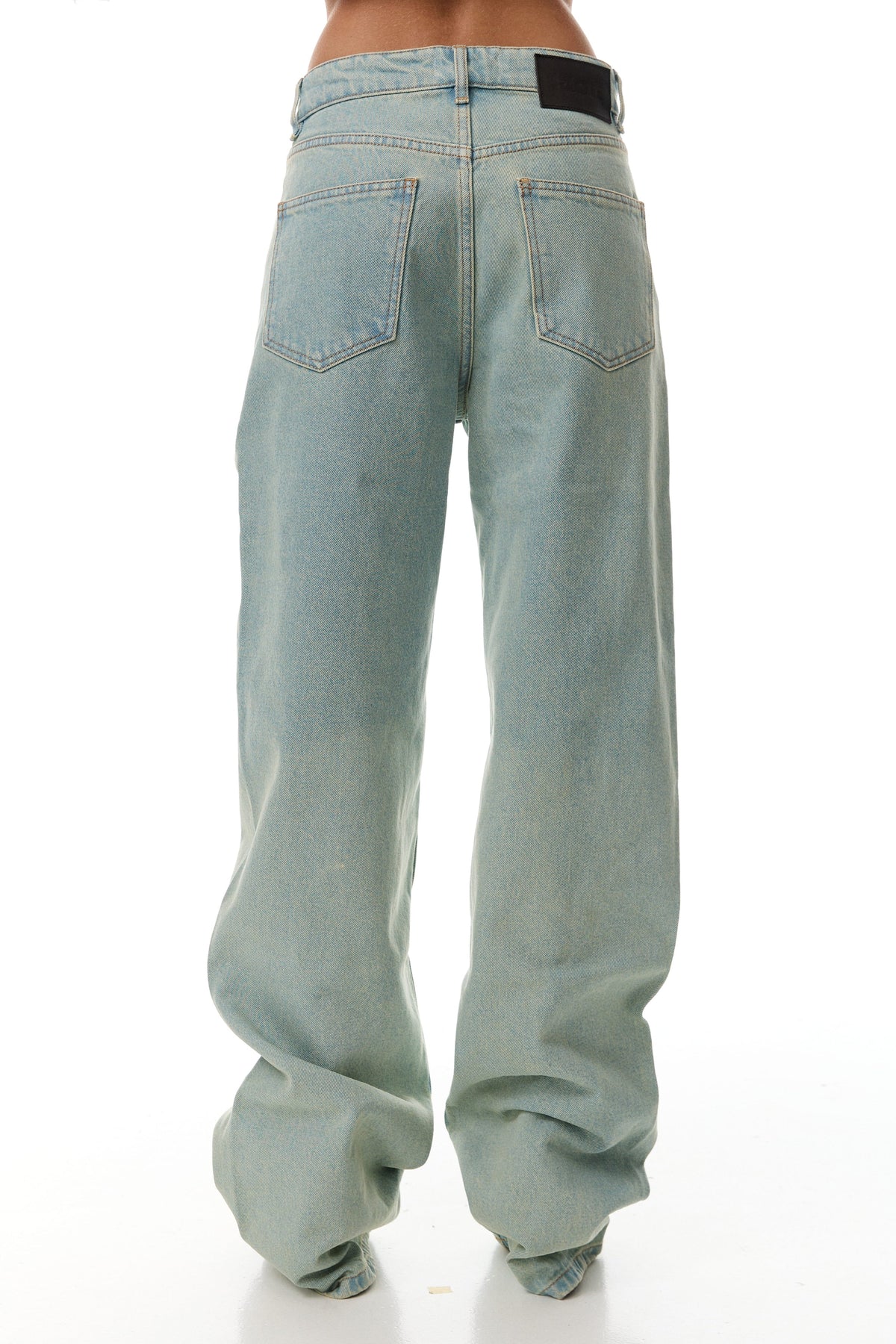 BAGGY FIT JEANS