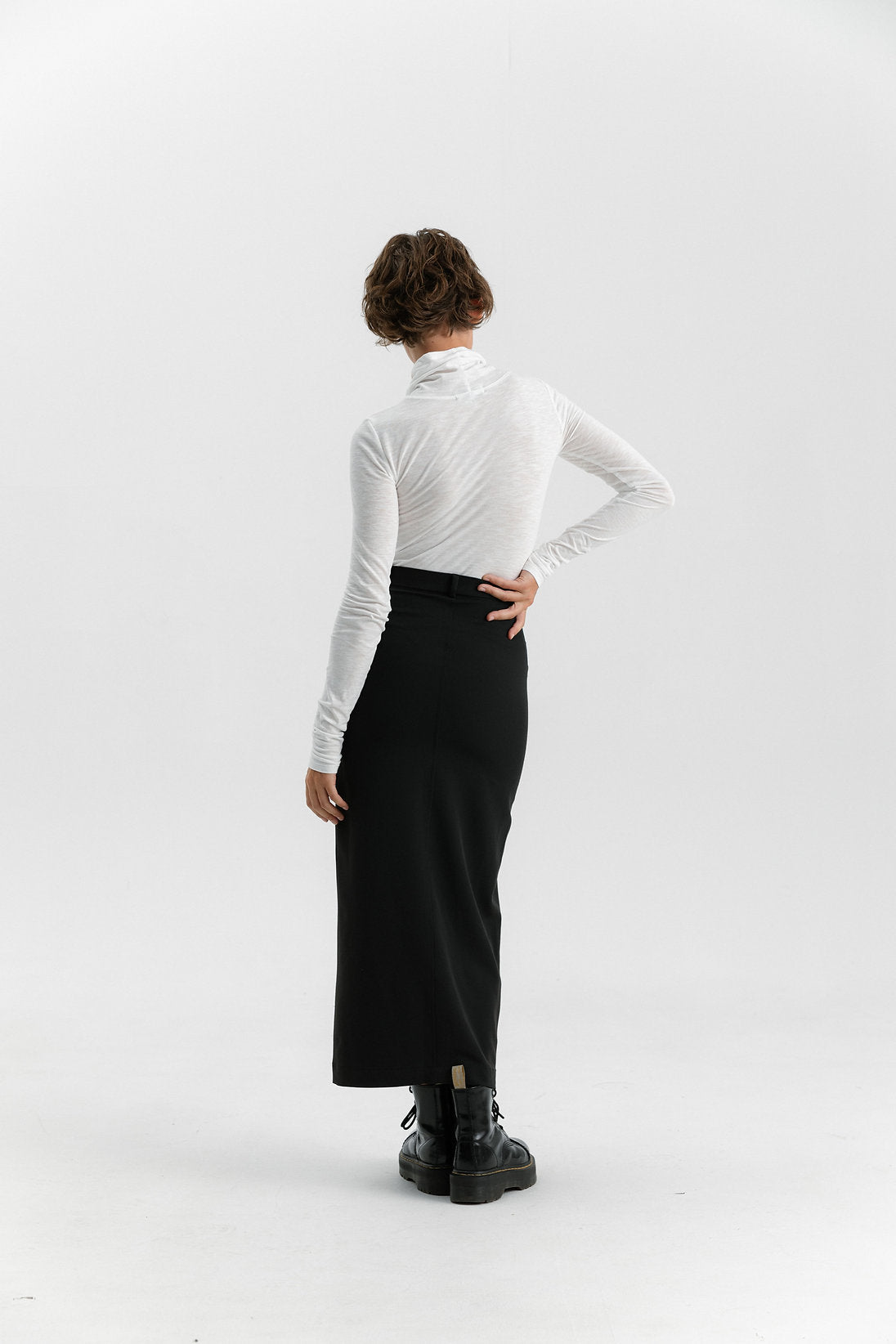 MIDI SKIRT