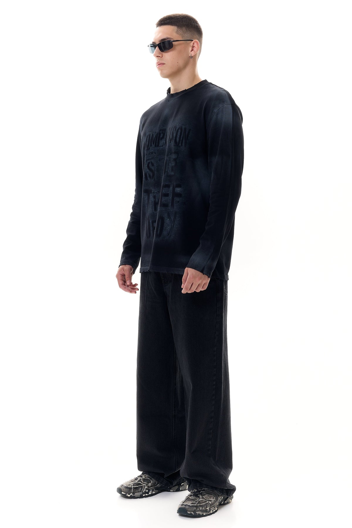 Long Sleeve T-Shirt "Сomparison"