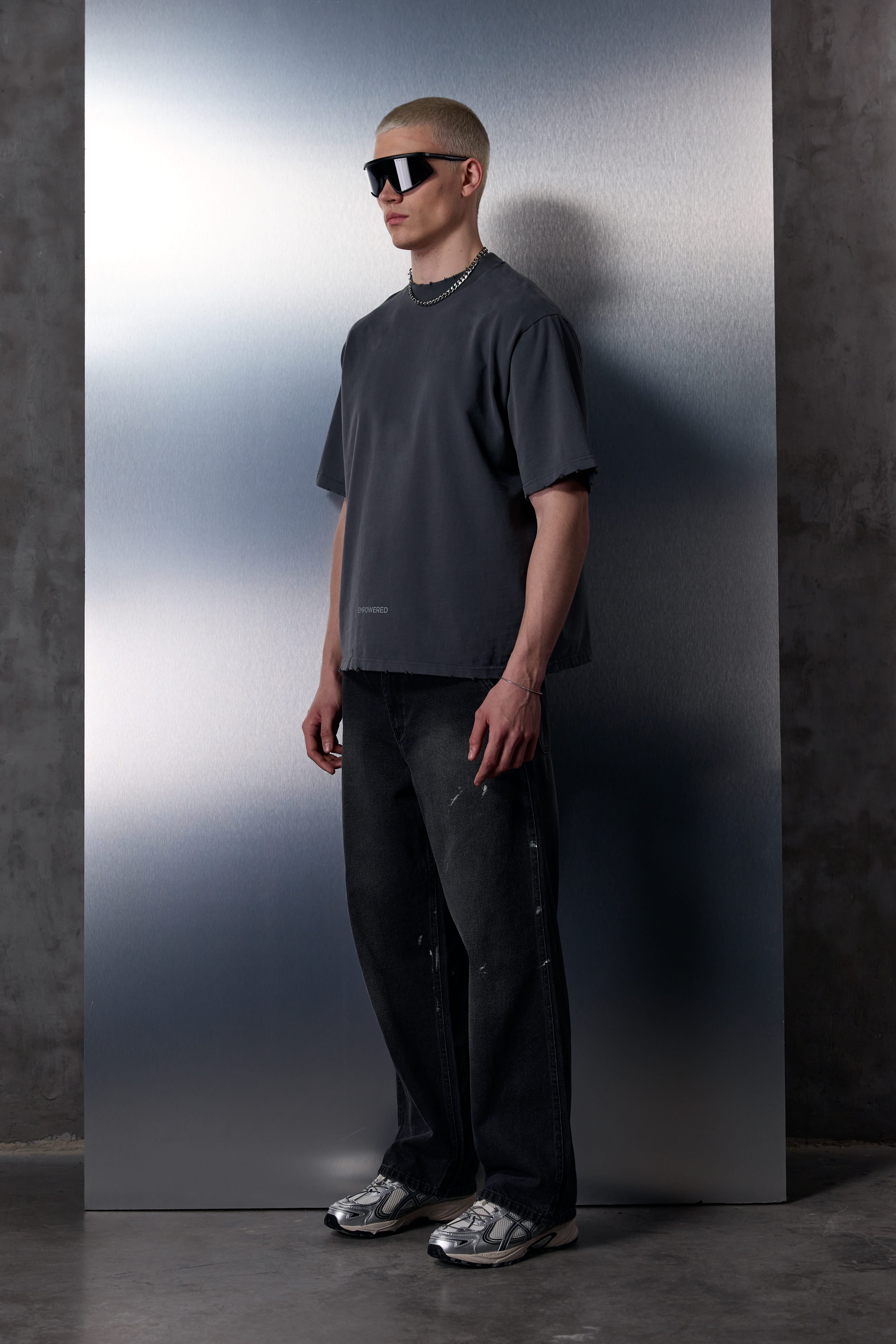 #color_dark-grey